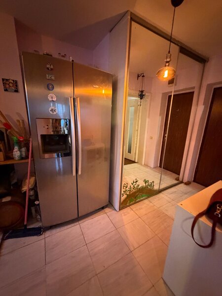 Nicolae Grigorescu, Titan, str. Rotunda, Scoala 195,